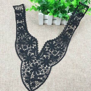 Elegant kvindes DIY sort blomstret blonder halsudskæring applique stof til kjole