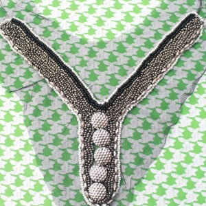 håndlavet modedesign krystalkugleformet brude blonder, kravehalsudskæring til kjole tøj V form perleret halskæde